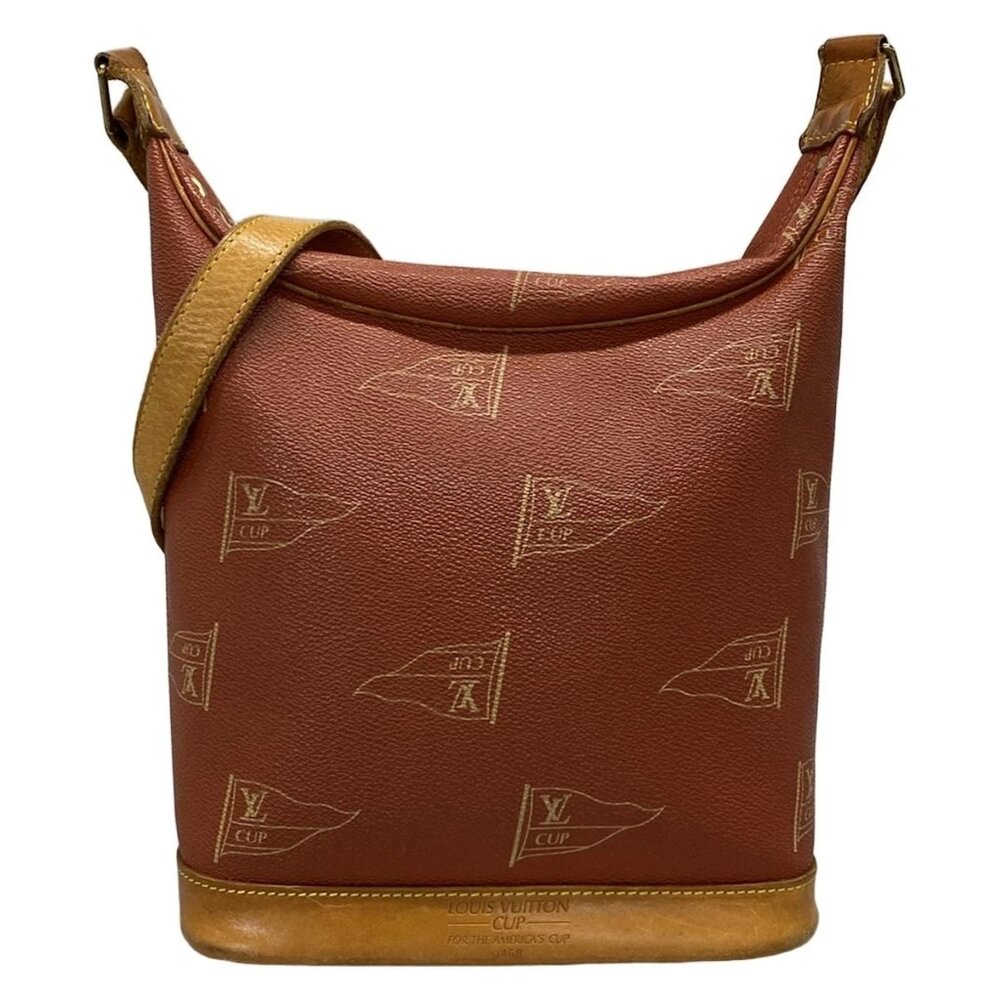 LOUIS VUITTON Le Touque Red Louis Vuitton Cup - Shoulder Bag 415-042225